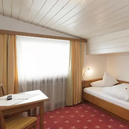 Tyrol 4*